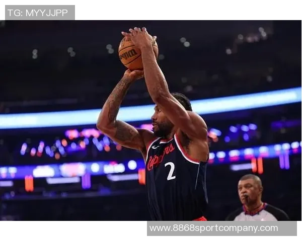 小莫布里状态低迷仅得8分罚球失准却贡献11板4助3帽表现值得关注