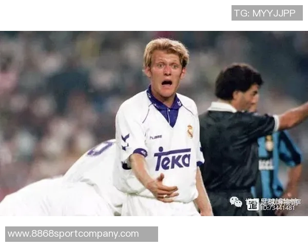 文班表现惊艳砍下21分6板3帽马祖拉称其为防守端的特别天才